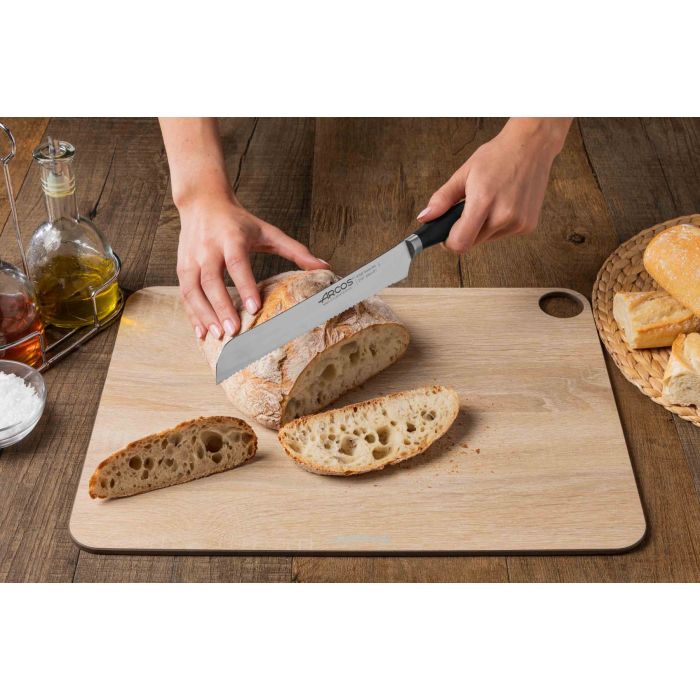 סכין לחם Clara